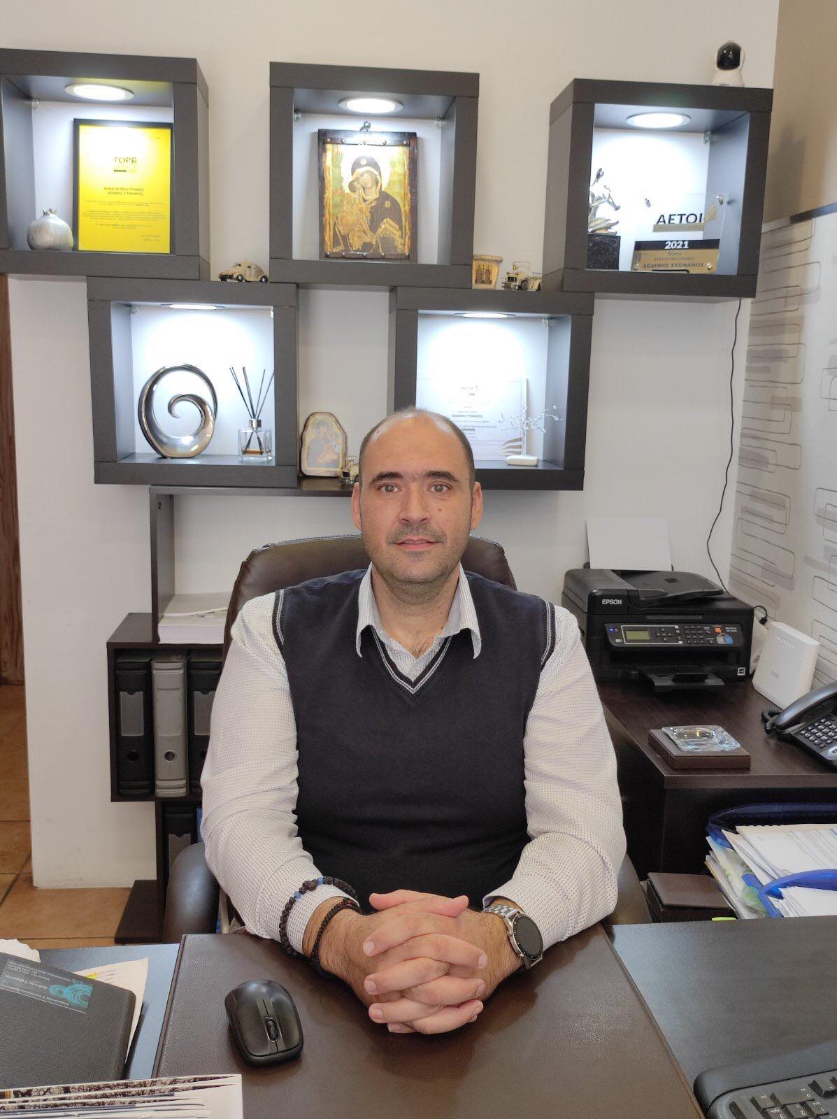 ΔΕΔΙΝΗΣ ΣΤΕΦΑΝΟΣ